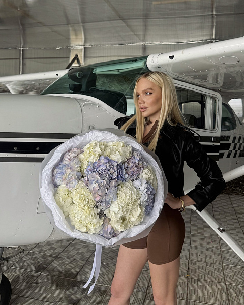 По цене / от 10000